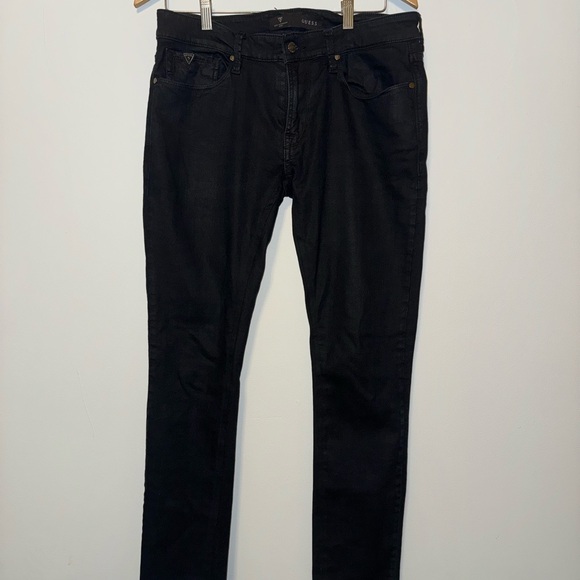 Guess Jeans - Picture 3 of 5